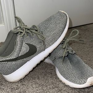 Nike Green Athletic Shoes